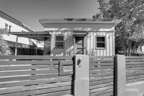 52 Bell St, South Townsville, QLD 4810