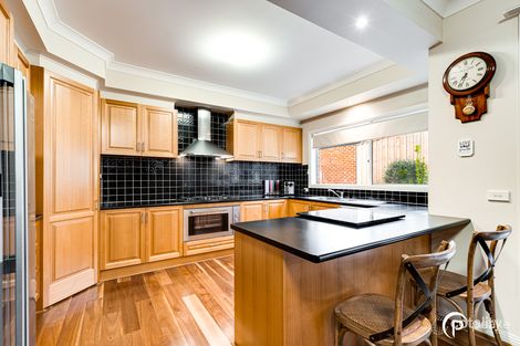 Property photo of 15 Tennyson Close Berwick VIC 3806