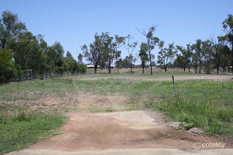 15 Freeman Ct, Gracemere, QLD 4702