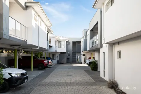 Property photo of 8/13 Belcastro Way Madeley WA 6065