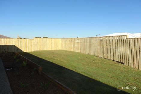 Property photo of 49 Napier Circuit Silkstone QLD 4304