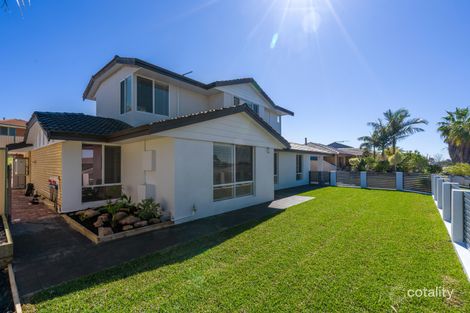 Property photo of 18 Seaspray Crest Ballajura WA 6066