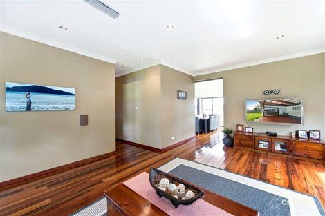 Property photo of 30 Clara Street Belmont South NSW 2280