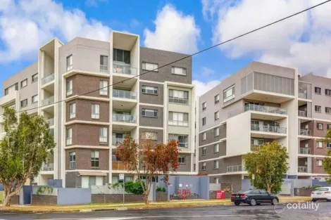 9/12-20 Tyler St, Campbelltown, NSW 2560