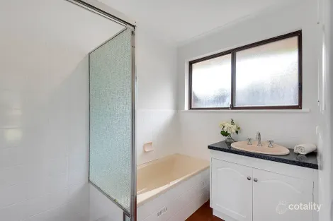 Property photo of 5 Hollins Court Salisbury Downs SA 5108