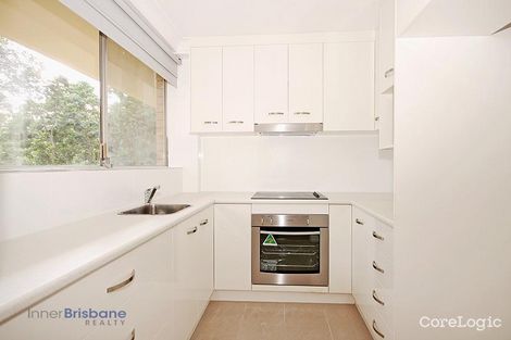 Property photo of 2/15 Aberleigh Road Herston QLD 4006