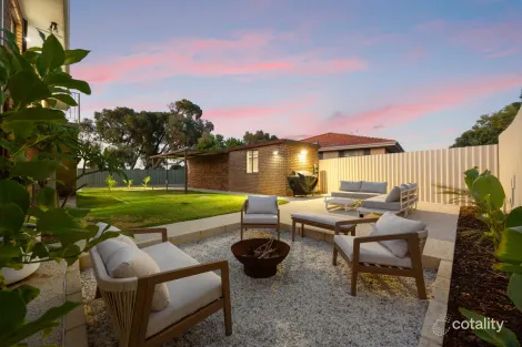 Property photo of 4/27 Nettleton Way Safety Bay WA 6169