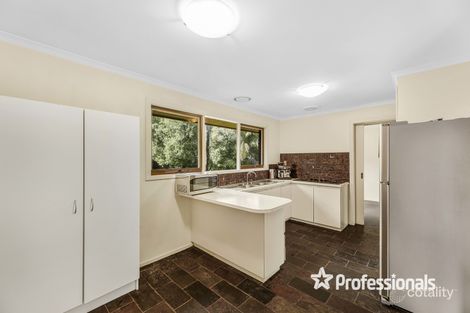 Property photo of 11 Quest Court Mooroolbark VIC 3138