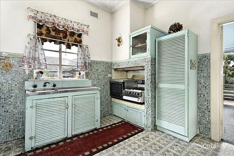 Property photo of 118 Mooltan Street Travancore VIC 3032