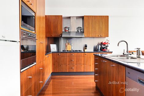 Property photo of 5 Yarra Bank Court Abbotsford VIC 3067