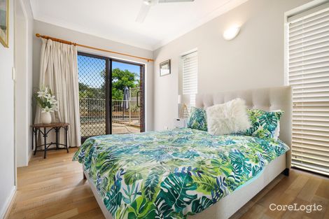 Property photo of 8 Penelope Court Benowa QLD 4217