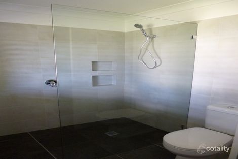 Property photo of 24 Branxton Street Nulkaba NSW 2325