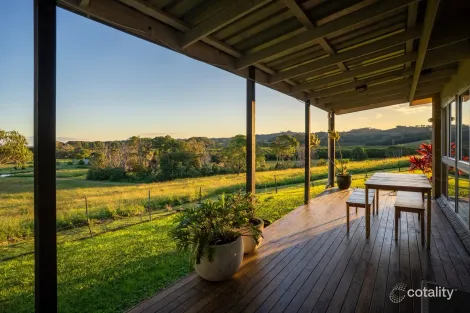 Property photo of 80 Midgen Flat Road Broken Head NSW 2481