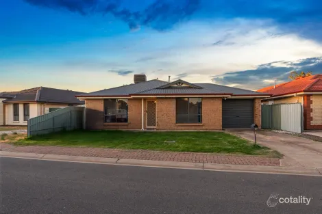 Property photo of 24 Ramnet Circuit Munno Para SA 5115