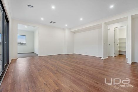 Property photo of 28 Appleberry Way Wallan VIC 3756