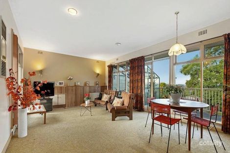 Property photo of 46 Mountain View Parade Rosanna VIC 3084