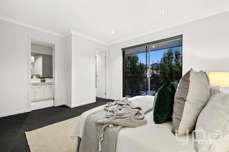 Property photo of 35 Maddock Street Point Cook VIC 3030