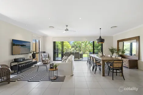 Property photo of 79 The Peninsula Helensvale QLD 4212