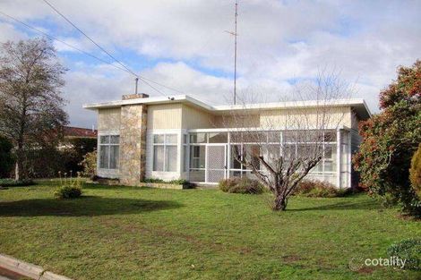 2 Hawthorn Gr, Wendouree, VIC 3355