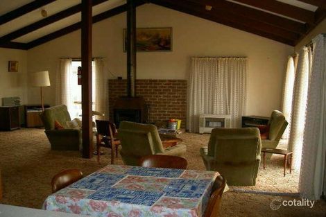 Property photo of 20 View Street Paynesville VIC 3880