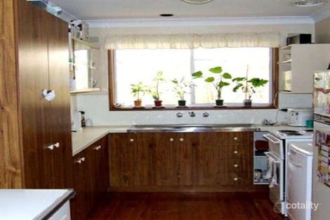 Property photo of 21 Merinda Crescent Kooringal NSW 2650