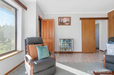 Property photo of 110 Wattle Drive McCracken SA 5211