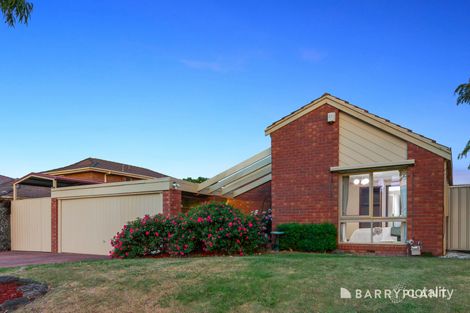 104 Wallace Rd, Wantirna South, VIC 3152