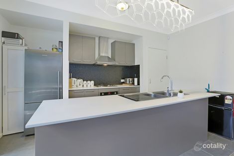 Property photo of 10 Oaklawn Street Currans Hill NSW 2567