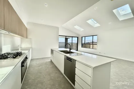 212 Biscay Cct, Menangle Park, NSW 2563