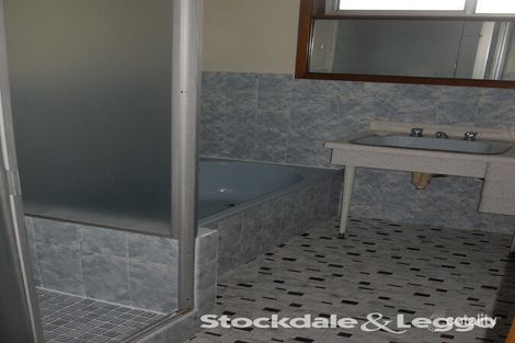 Property photo of 2/21 Chestnut Avenue Morwell VIC 3840