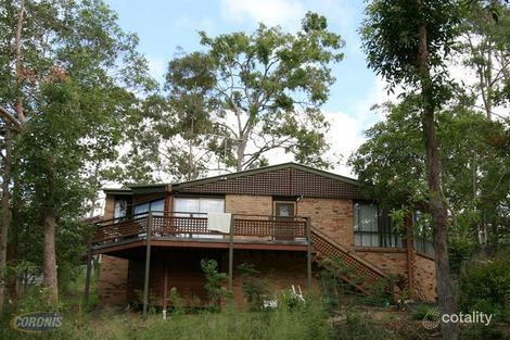 34 Yathong Ct, Arana Hills, QLD 4054