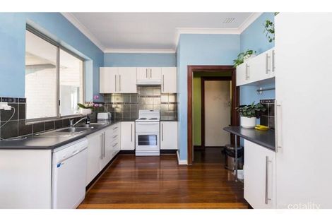 147 Brighton Rd, Scarborough, WA 6019