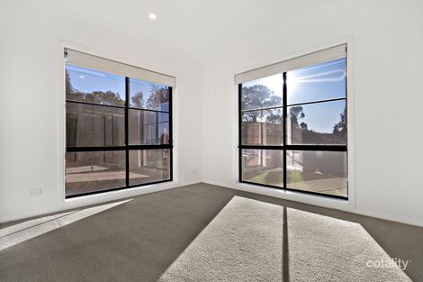 Property photo of 33 Lucy Beeton Crescent Bonner ACT 2914