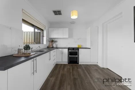 Property photo of 11 Primrose Court Parafield Gardens SA 5107