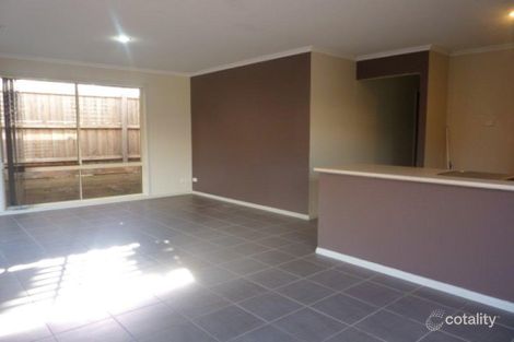 Property photo of 28 Brunnings Road Carrum Downs VIC 3201