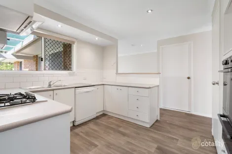 Property photo of 24 Willowtree Drive Flinders View QLD 4305