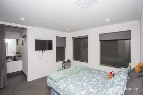 Property photo of 5 Trefontane Way Bullsbrook WA 6084