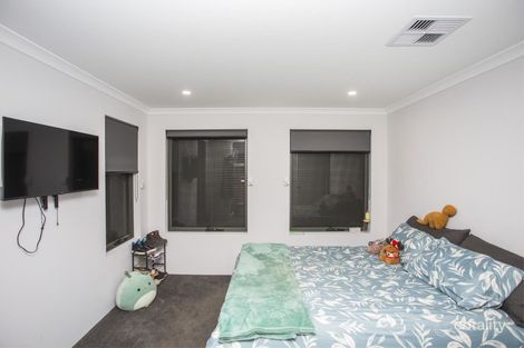 Property photo of 5 Trefontane Way Bullsbrook WA 6084