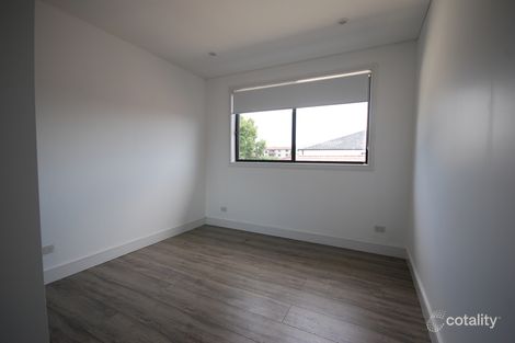 Property photo of 8 Douglas Street Fairfield NSW 2165