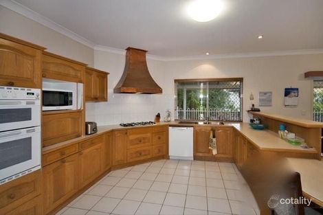 Property photo of 3 Cara Close Middle Park QLD 4074