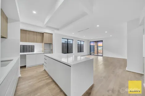 Property photo of 50 Rohab Crescent Mount Cottrell VIC 3024