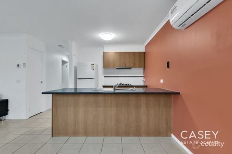 Property photo of 8 Mossman Drive Cranbourne East VIC 3977