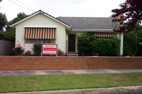 1 Overend Cres, Sale, VIC 3850