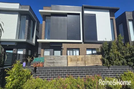 19/30 Isabella Cres, Glenfield, NSW 2167