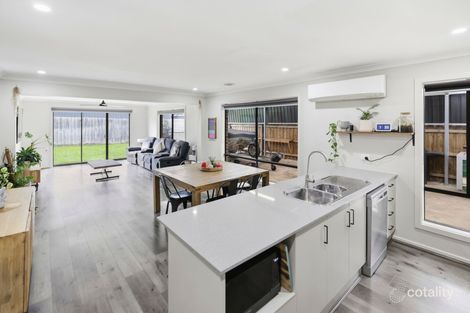 Property photo of 30 Jasmine Crescent Ballan VIC 3342