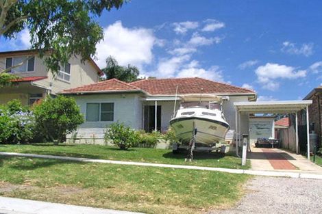 Property photo of 109 Mulyan Street Como NSW 2226