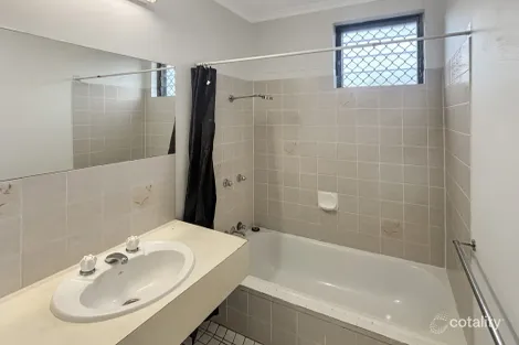 Property photo of 4/9 Rigg Street Woree QLD 4868