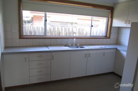 Property photo of 2/6 Marilyn Street Wendouree VIC 3355
