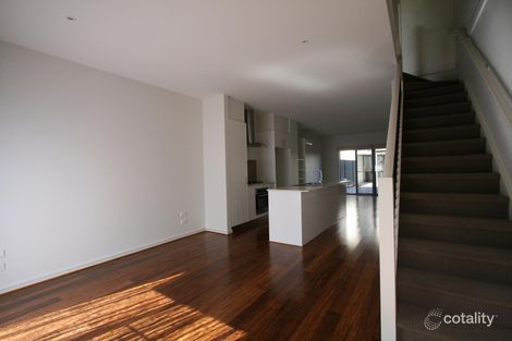 Property photo of 2/60-70 Cradle Mountain Drive Craigieburn VIC 3064
