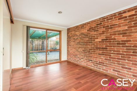 Property photo of 3 Strafford Avenue Cranbourne VIC 3977